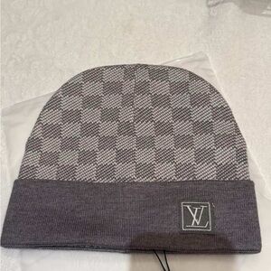 Louis Vuitton Monogram Gray Beanie